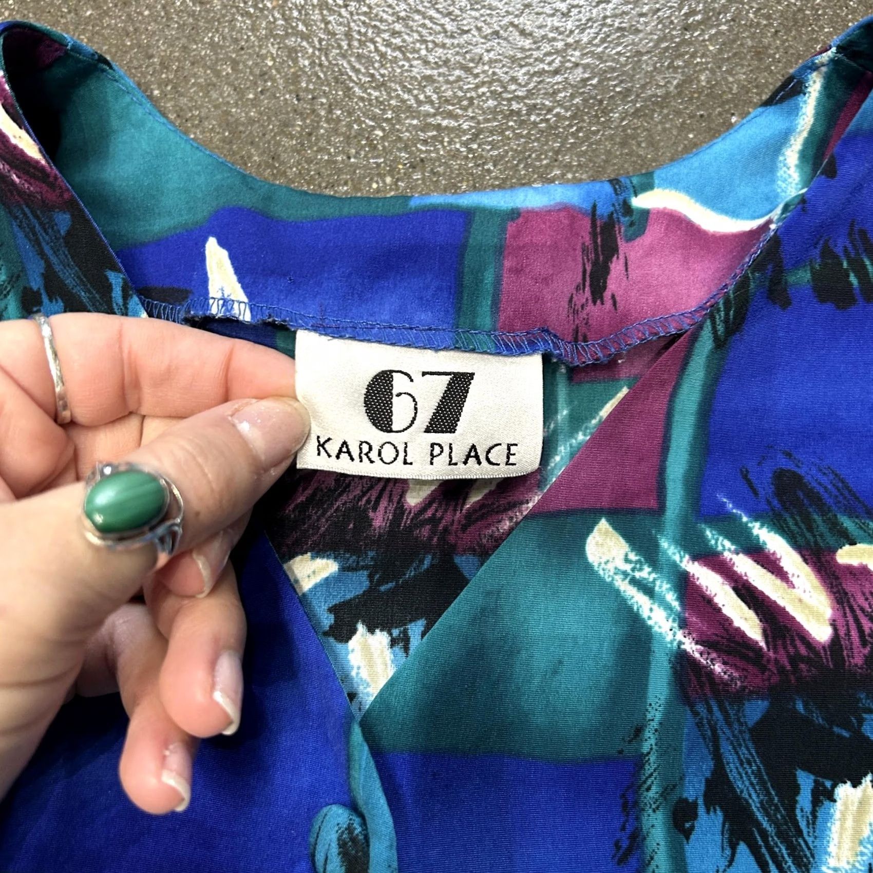 Vintage VINTAGE Karol Place Shirt Womens Large Blue Teal Abstract Print Button 90s Geometric Sleeve Short Button-Front V-Neck Blouse Size XL / US 12-14 / IT 48-50 - 3 Thumbnail