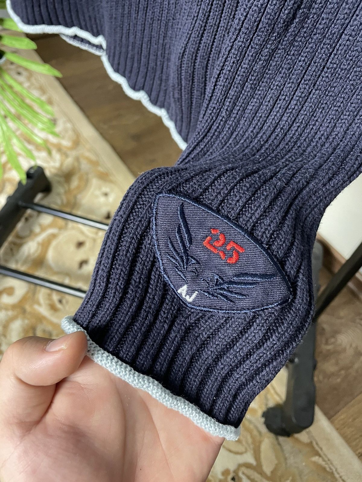 Armani Vintage Armani Jeans Knit Sweater Sleeve Patch Logo Size M Size US M / EU 48-50 / 2 - 3 Thumbnail