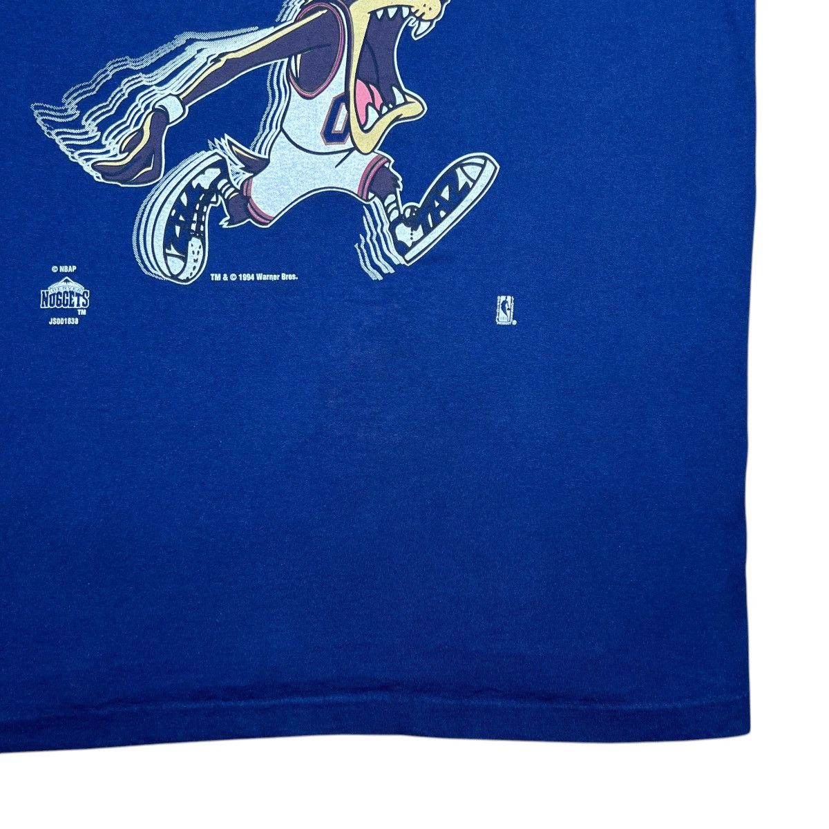 NBA Vintage 1994 NBA Denver Nuggets Taz Looney Tunes T-Shirt Size US XL / EU 56 / 4 - 6 Thumbnail
