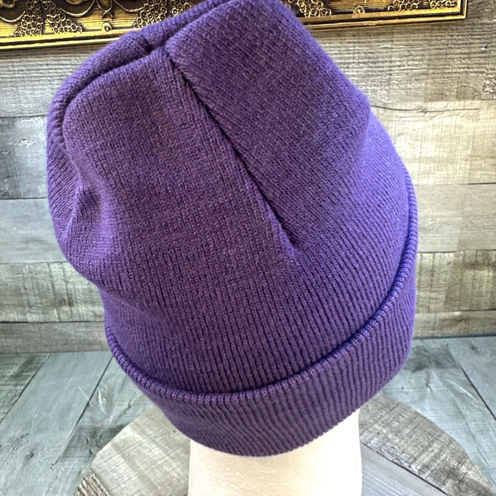 Vintage VINTAGE Purple Knit Beanie Hat Solid Cuffed Winter Watch Cap Adult Unisex Streetwear Size ONE SIZE - 6 Thumbnail