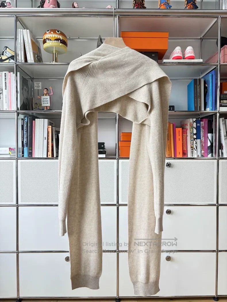Hermes Hermes Oatmeal Cashmere Shawl Knit Cardigan Size XXS / US 00 / IT 34 - 1 Thumbnail