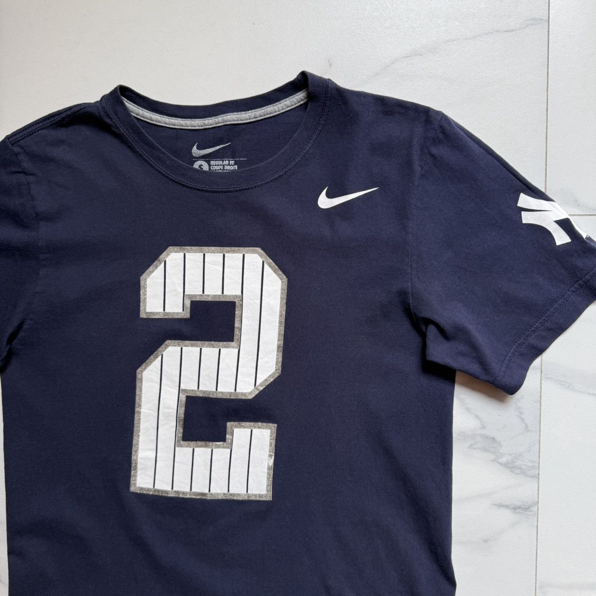 Nike Vintage Y2K Nike Derek Jeter T-Shirt Size US S / EU 44-46 / 1 - 4 Thumbnail