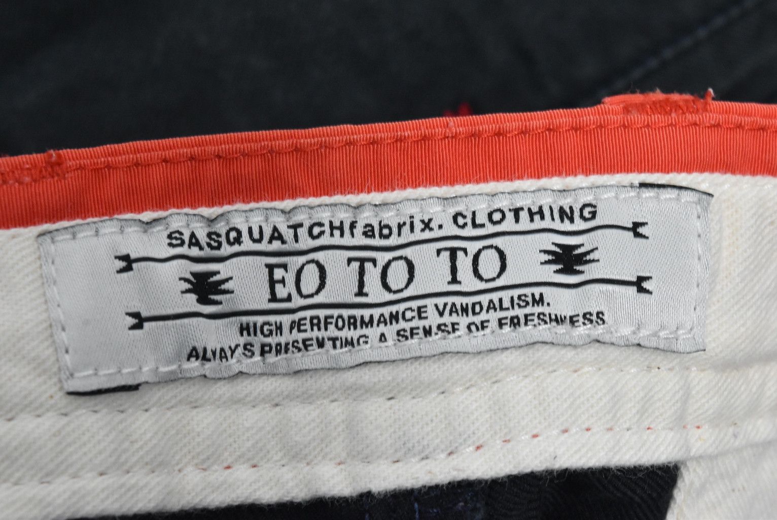 Eototo × Sasquatchfabrix sasquatchfabrix/small graphic chino pants/27910 - 785 66 Size US 30 / EU 46 - 8 Thumbnail