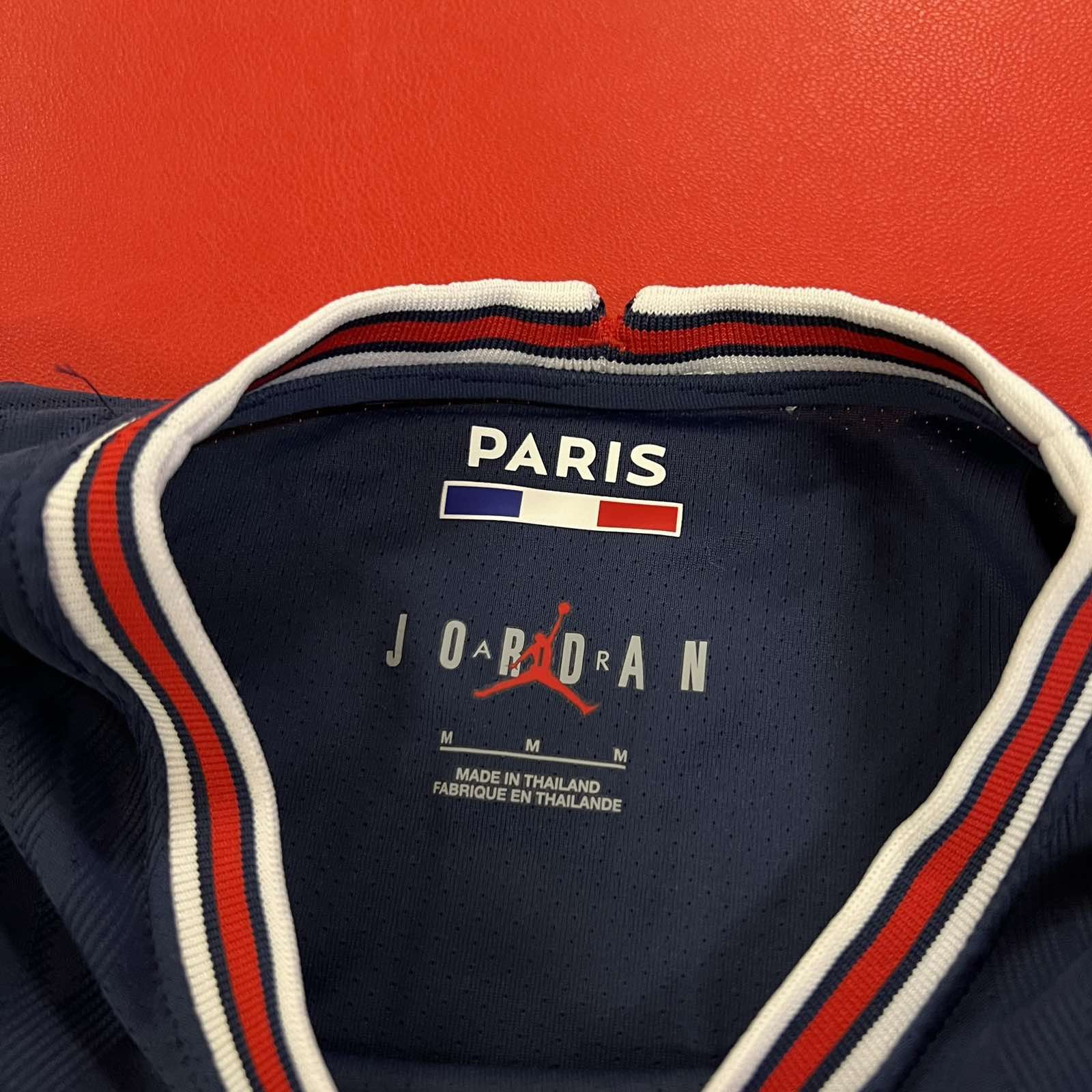 Jordan Brand JORDAN PSG AWAY SOCCER JERSEY MATCH WORN FOOTBALL SHIRT Sz M Size US M / EU 48-50 / 2 - 6 Thumbnail