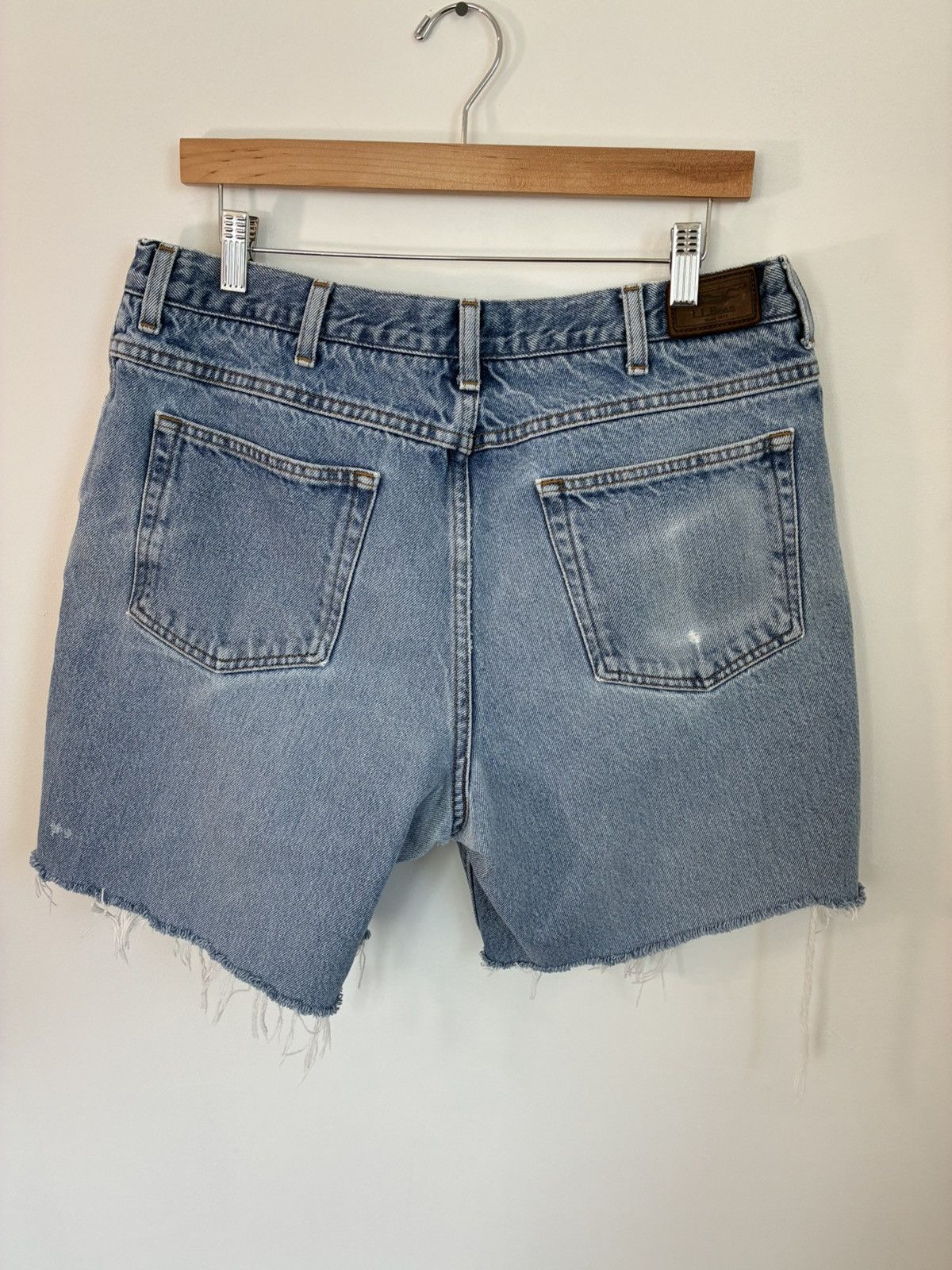 Vintage Thrashed Vintage Sun Faded Cut Off Denim Jean Shorts Size US 36 / EU 52 - 5 Thumbnail