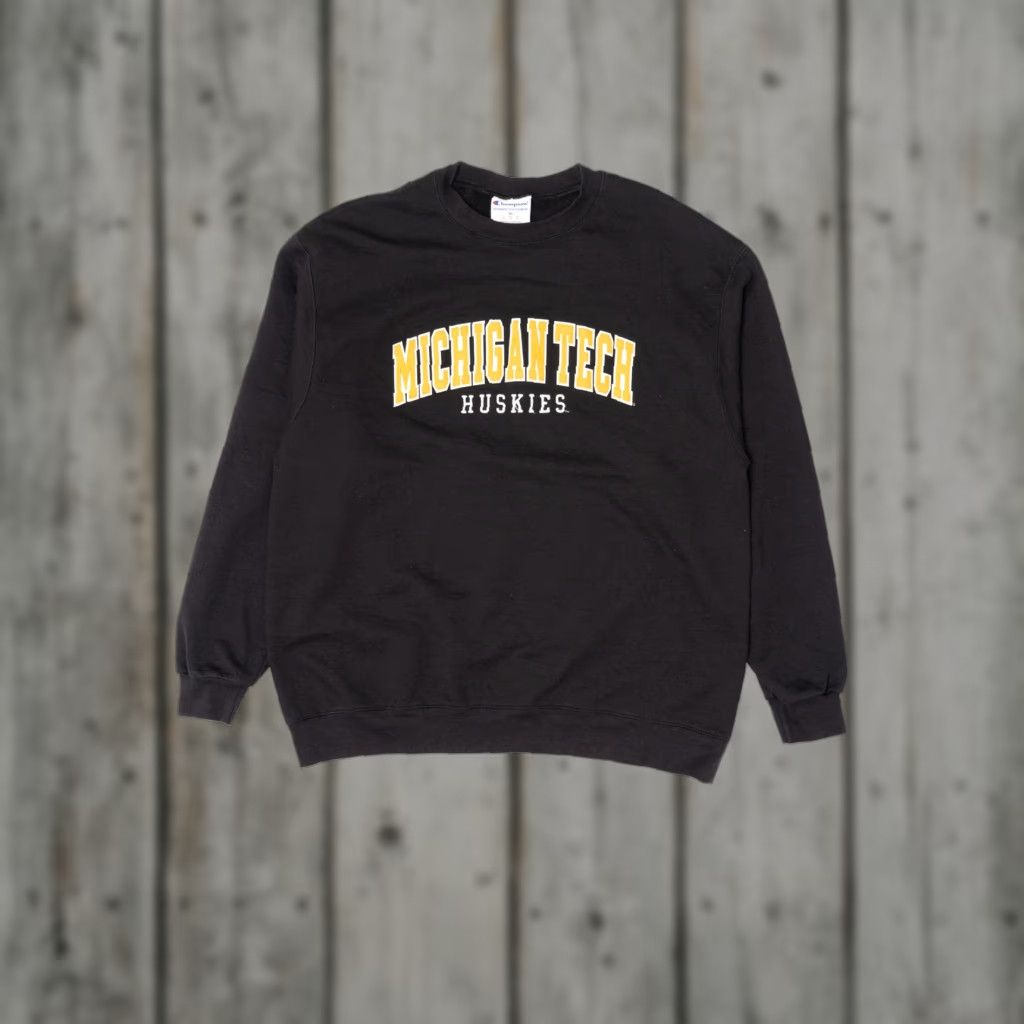 Champion VINTAGE Champion Sweatshirt Adult Medium Black Michigan Tech Huskies 2010s Size US M / EU 48-50 / 2 - 1 Thumbnail