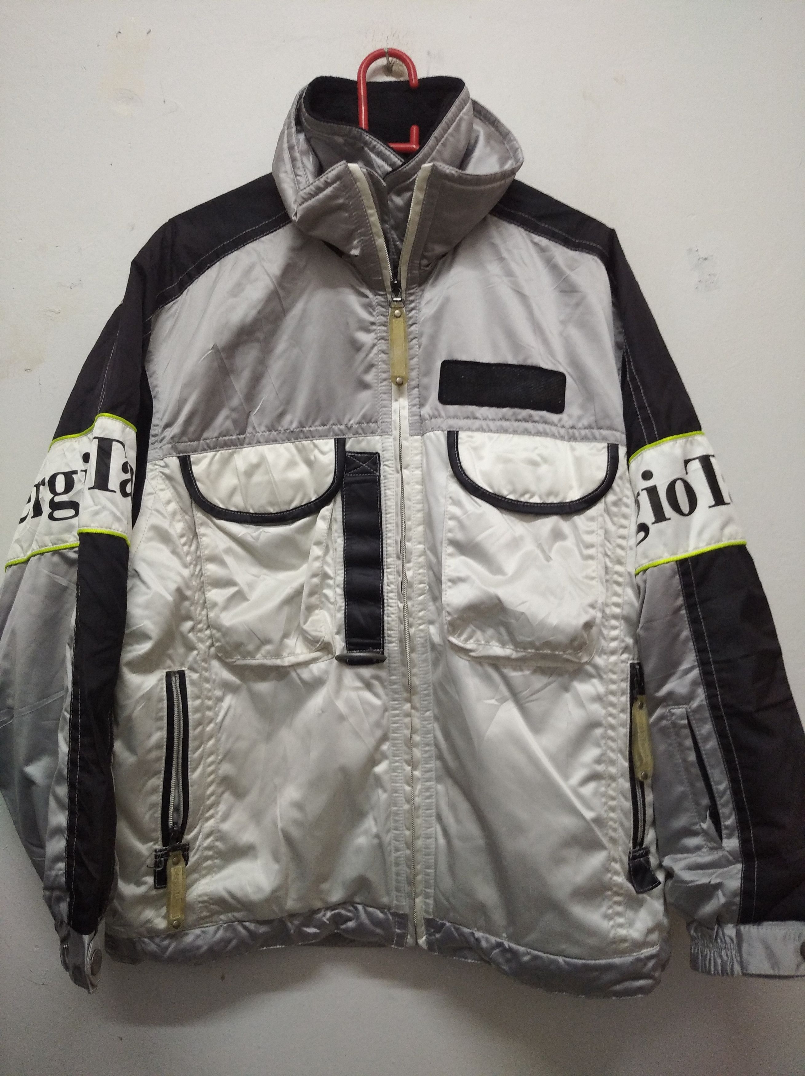 Sergio Tacchini Rare vintage Sergio Tacchini winter jacket 90's Size US L / EU 52-54 / 3 - 2 Thumbnail