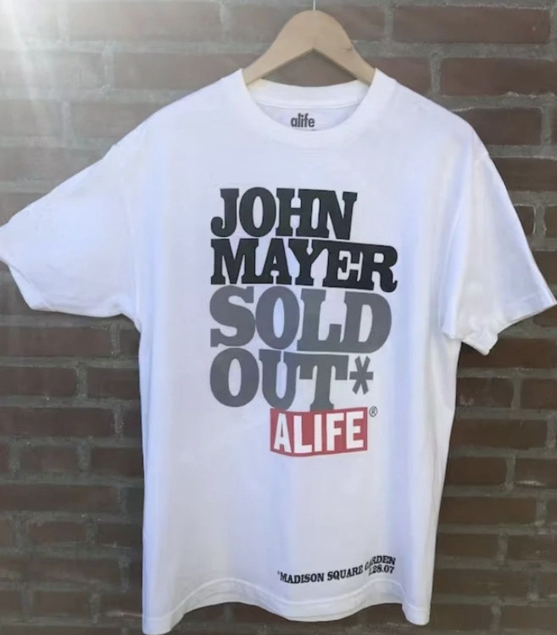 Alife Alife John Mayer sold out madison square garden 2007 L Size US L / EU 52-54 / 3 - 1 Thumbnail