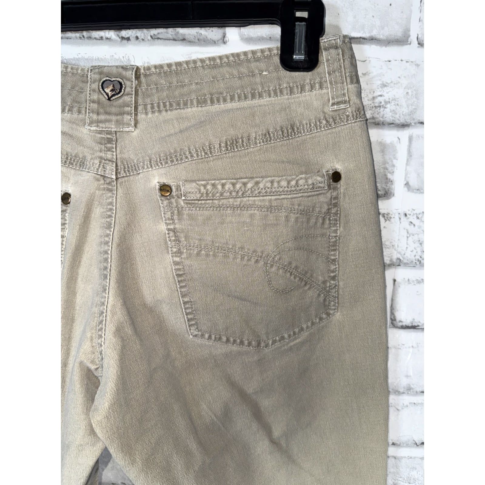 Vintage Kuhl Light Beige Women's Hiking Pants Size 6 User: Kuhl Light Beige Women's Hiking Pants Size 6 Size 28" / US 6 / IT 42 - 5 Thumbnail