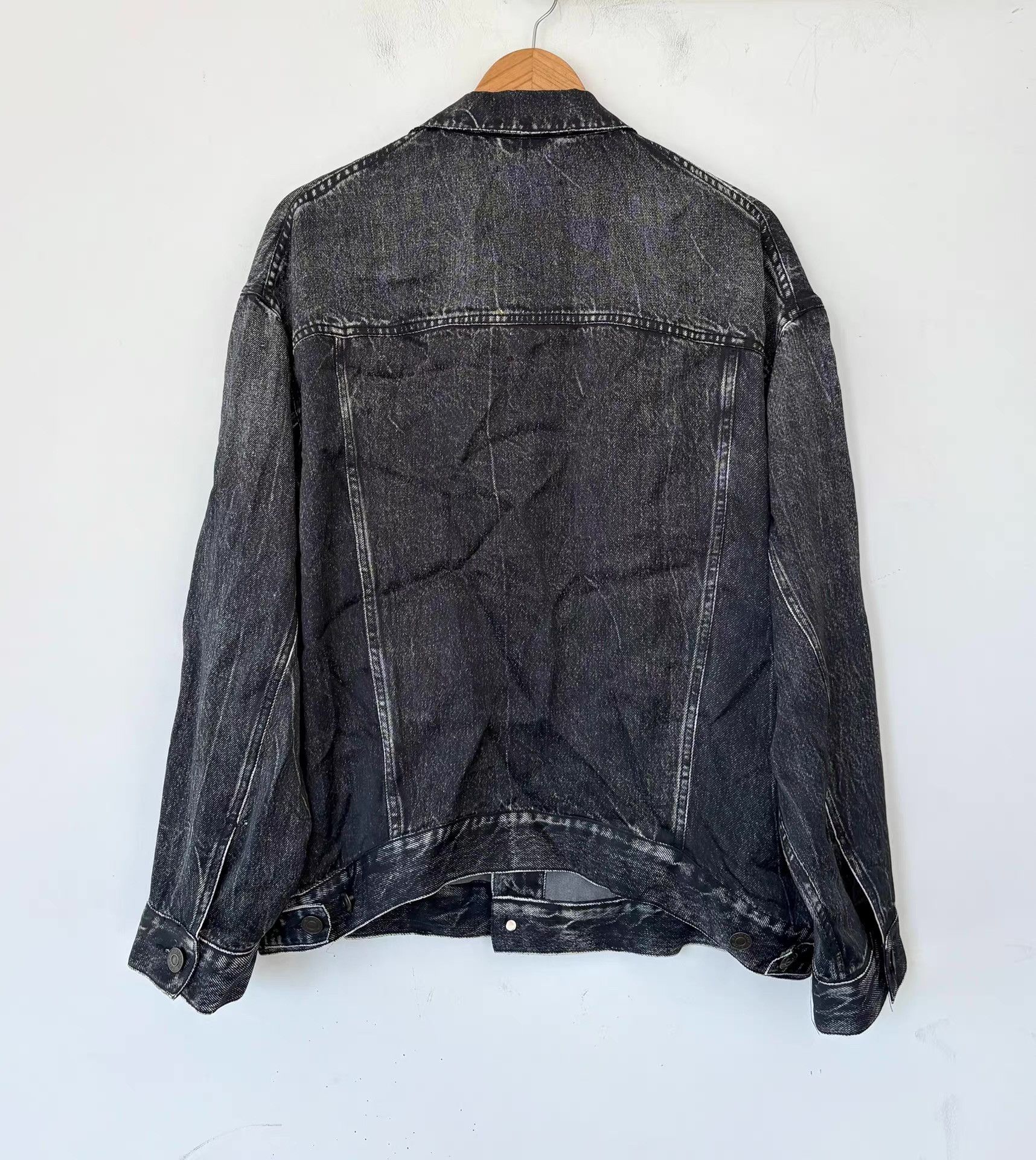 Balenciaga Balenciaga Men's Denim Print Lightweight Jacket Ｑ21 Size US XS / EU 42 / 0 - 2 Thumbnail