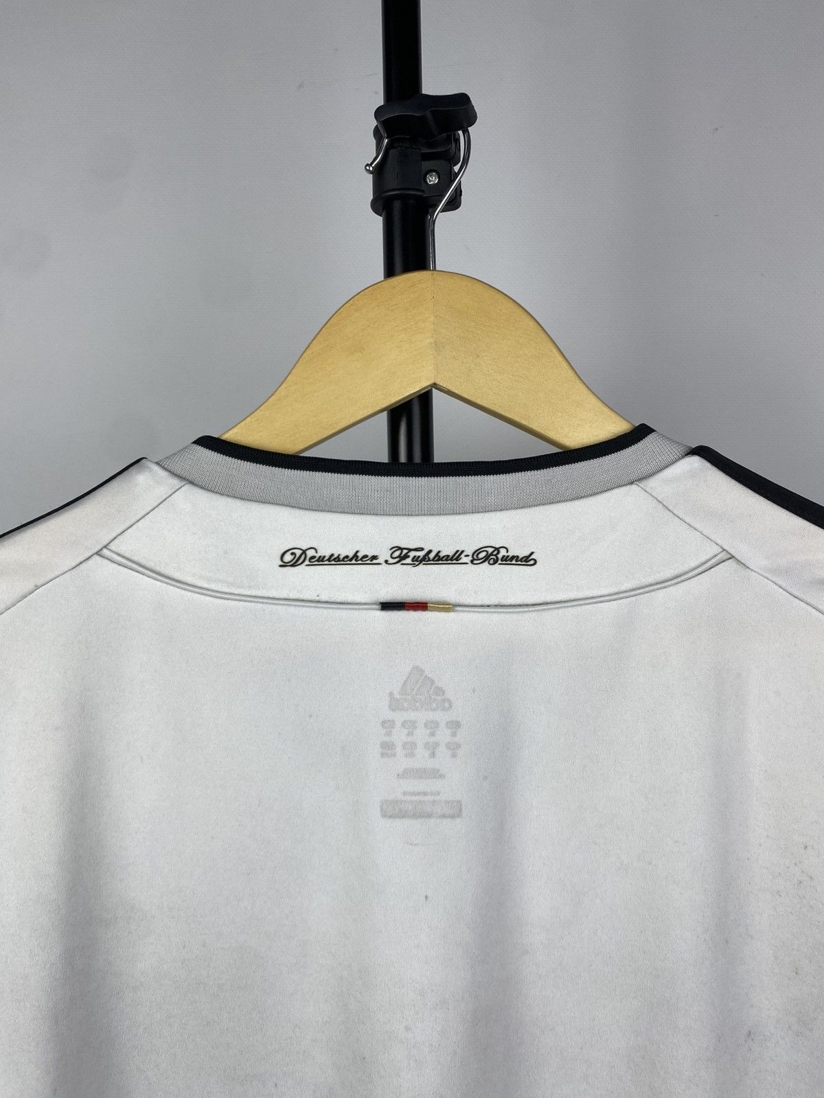 Adidas × Vintage 90s Vintage Adidas Deutscher Fussball-Bund Football Jersey Size US XL / EU 56 / 4 - 11 Thumbnail
