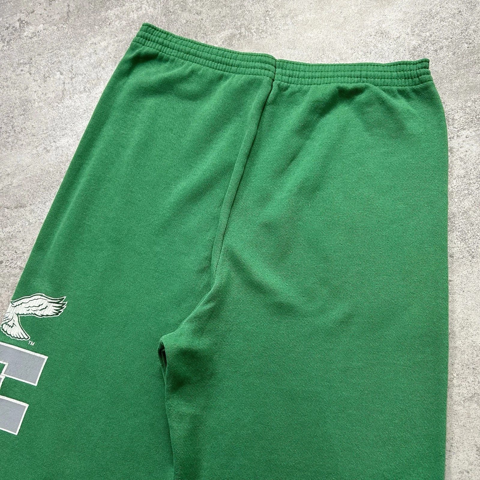 NFL × Vintage PHILADELPHIA EAGLES SWEATPANTS 1991 KELLY GREEN MEN'S SIZE M Size US 30 / EU 46 - 6 Thumbnail