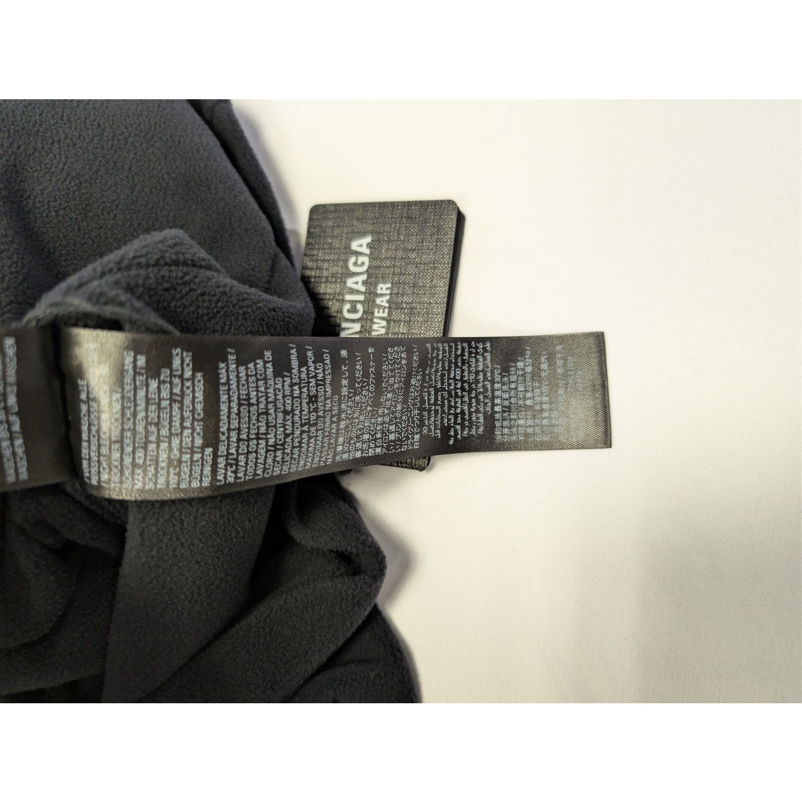 Balenciaga o1rshd1 Zip-Up Jacket in Black Size US L / EU 52-54 / 3 - 19 Thumbnail