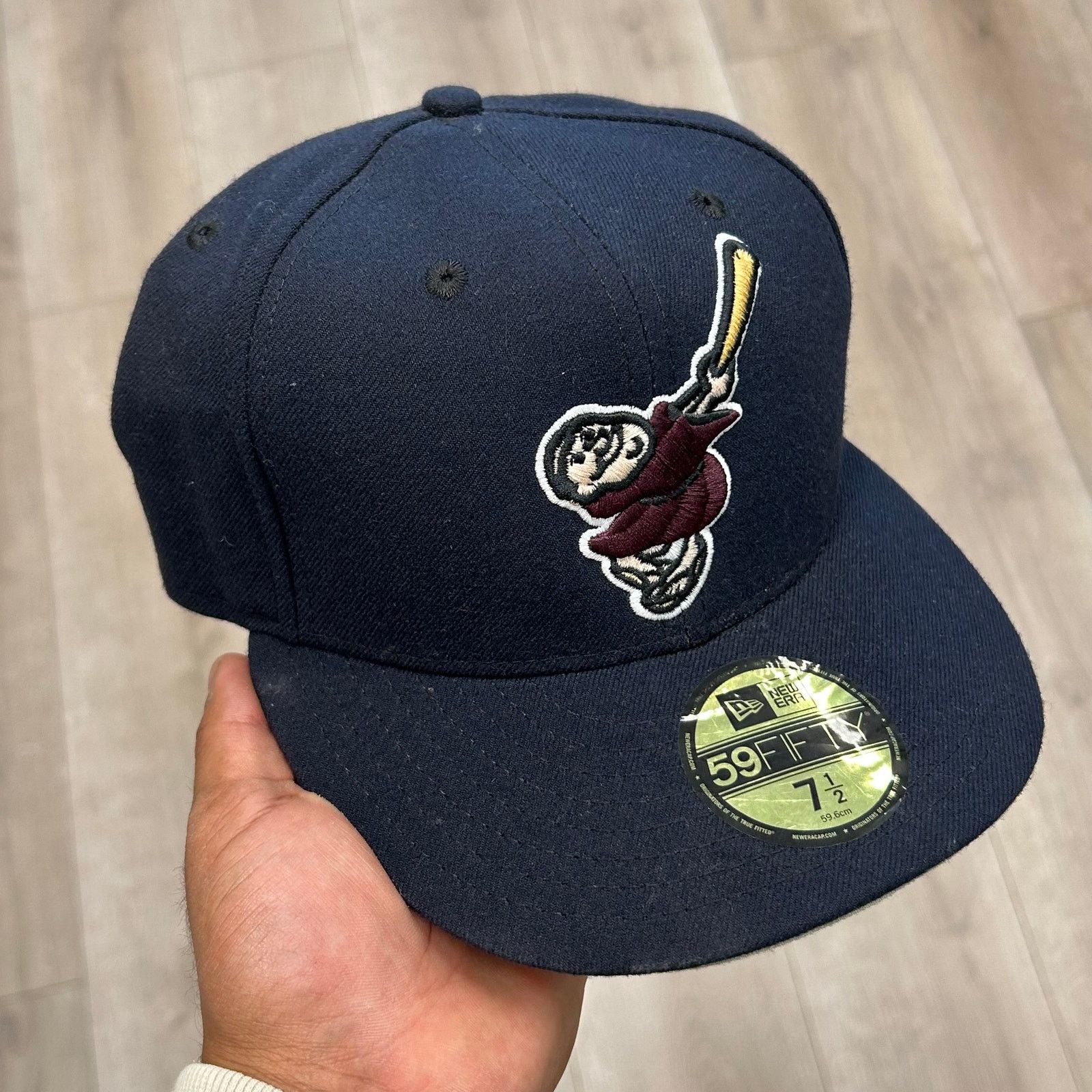New Era New Era San Diego Padres Swinging Friar logo Fitted Hat CAp Size ONE SIZE - 1 Thumbnail