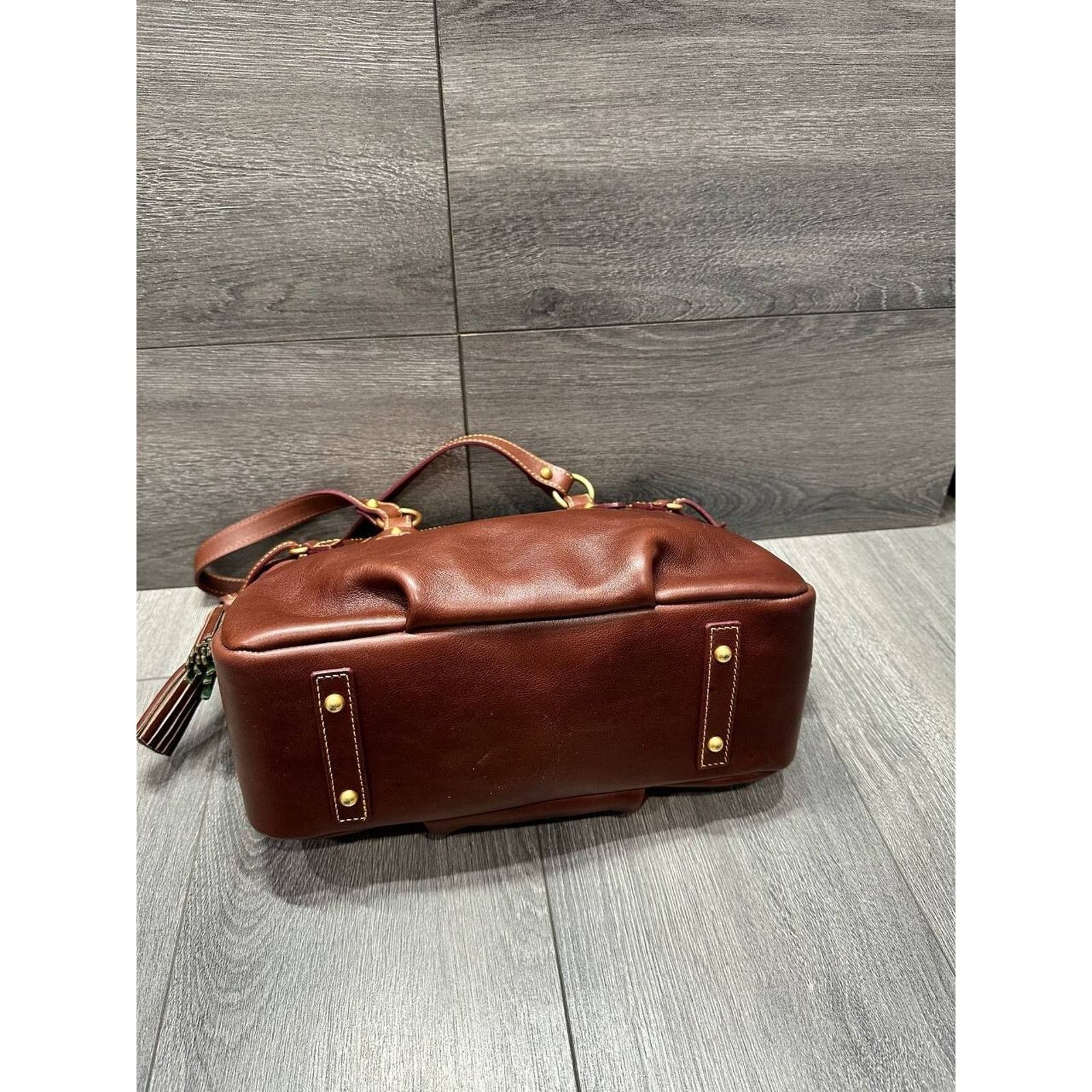 Dooney & Bourke Dooney & Bourke Florentine Leather Small Winged A626470 Size ONE SIZE - 7 Thumbnail