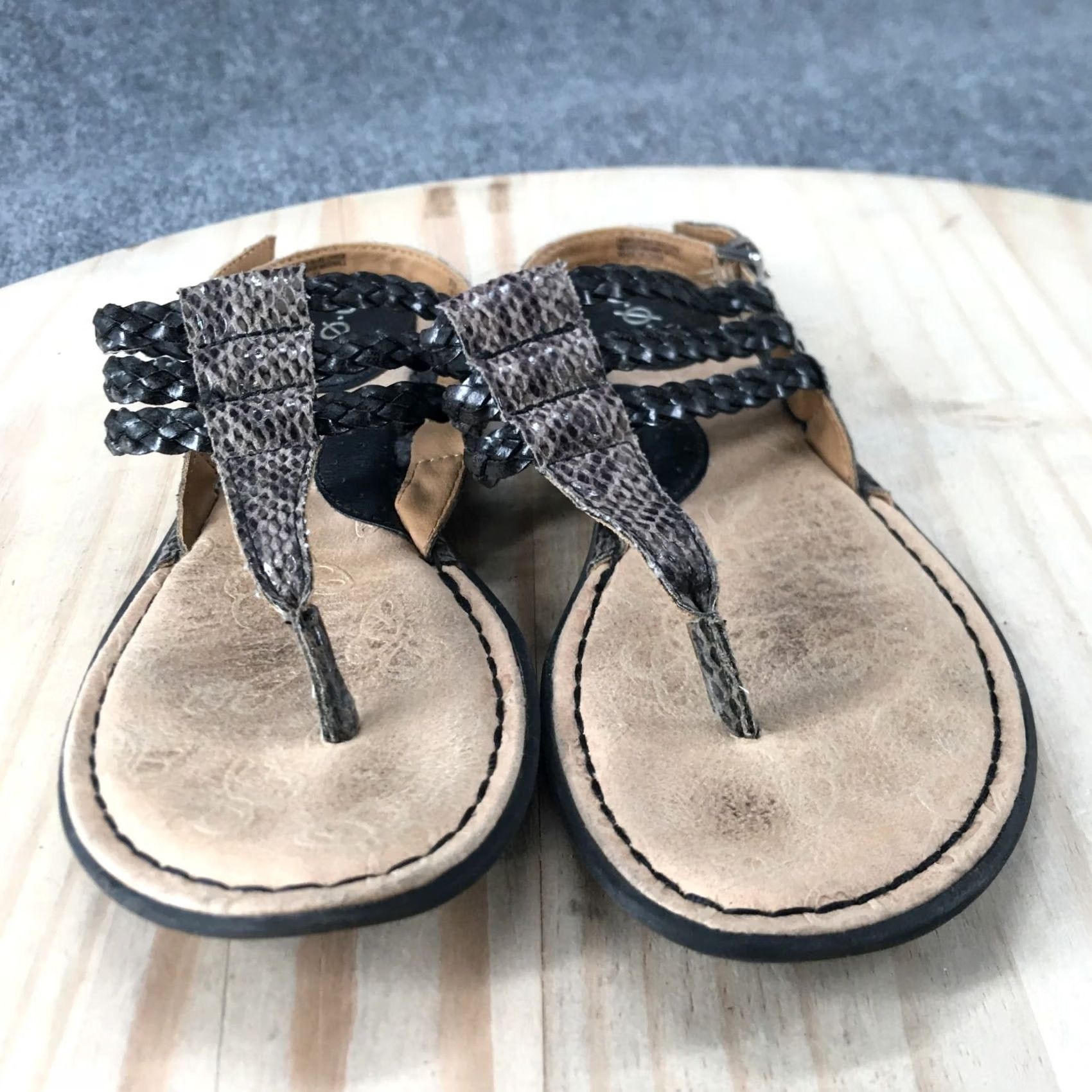 Born BOØN Born Concept Sandals Womens 7 M T Strap Flats Snakeskin Beige Buckle Sandal Size US 7 / IT 37 - 7 Thumbnail