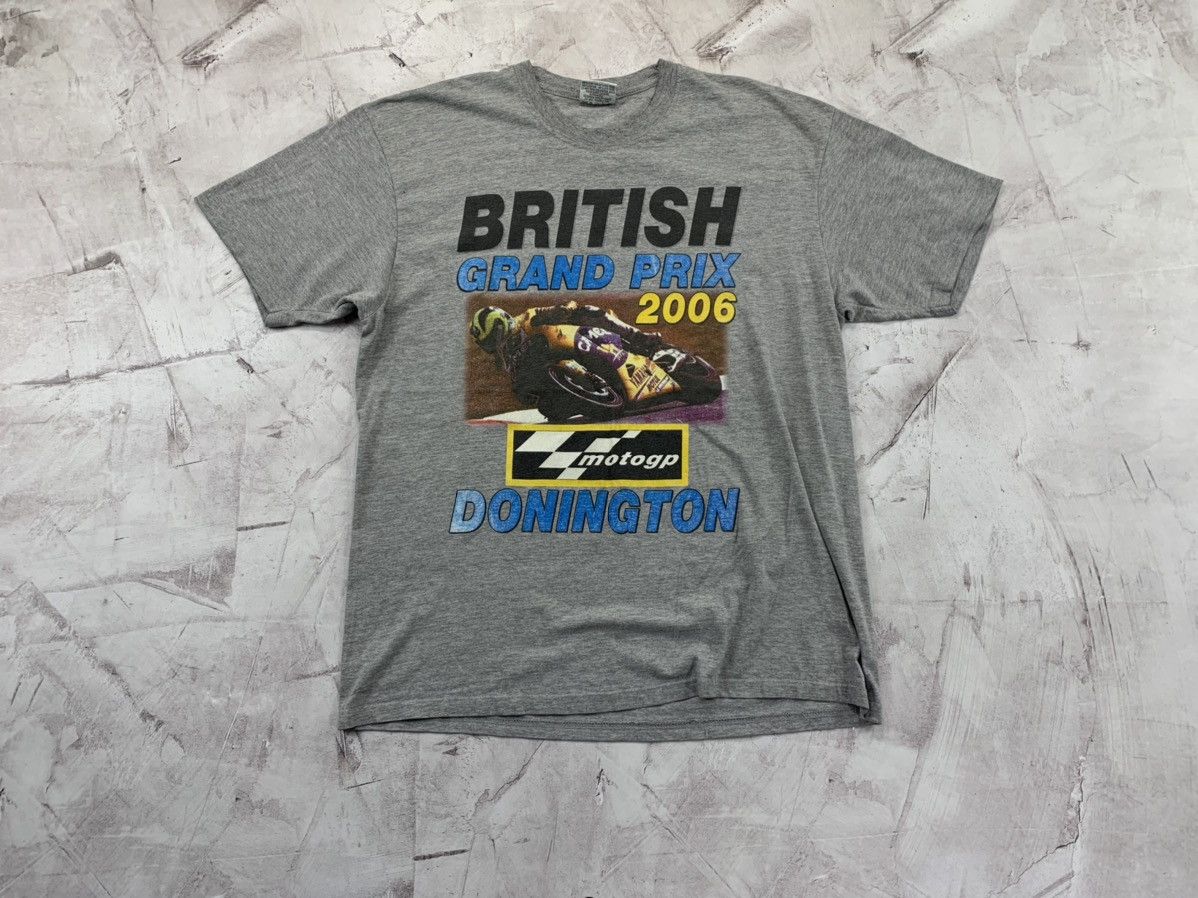 Vintage Mens vintage t shirt British Grand Prix 2006 Donington Size US L / EU 52-54 / 3 - 1 Thumbnail