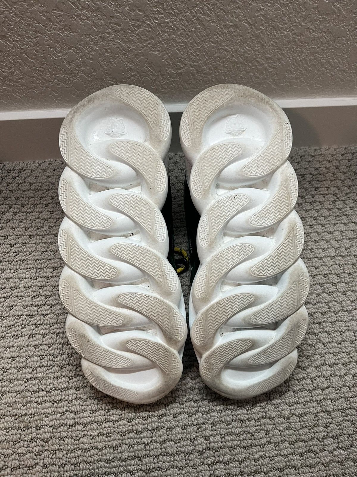 Versace Versace Chain Reaction Size US 10.5 / EU 43-44 - 7 Thumbnail