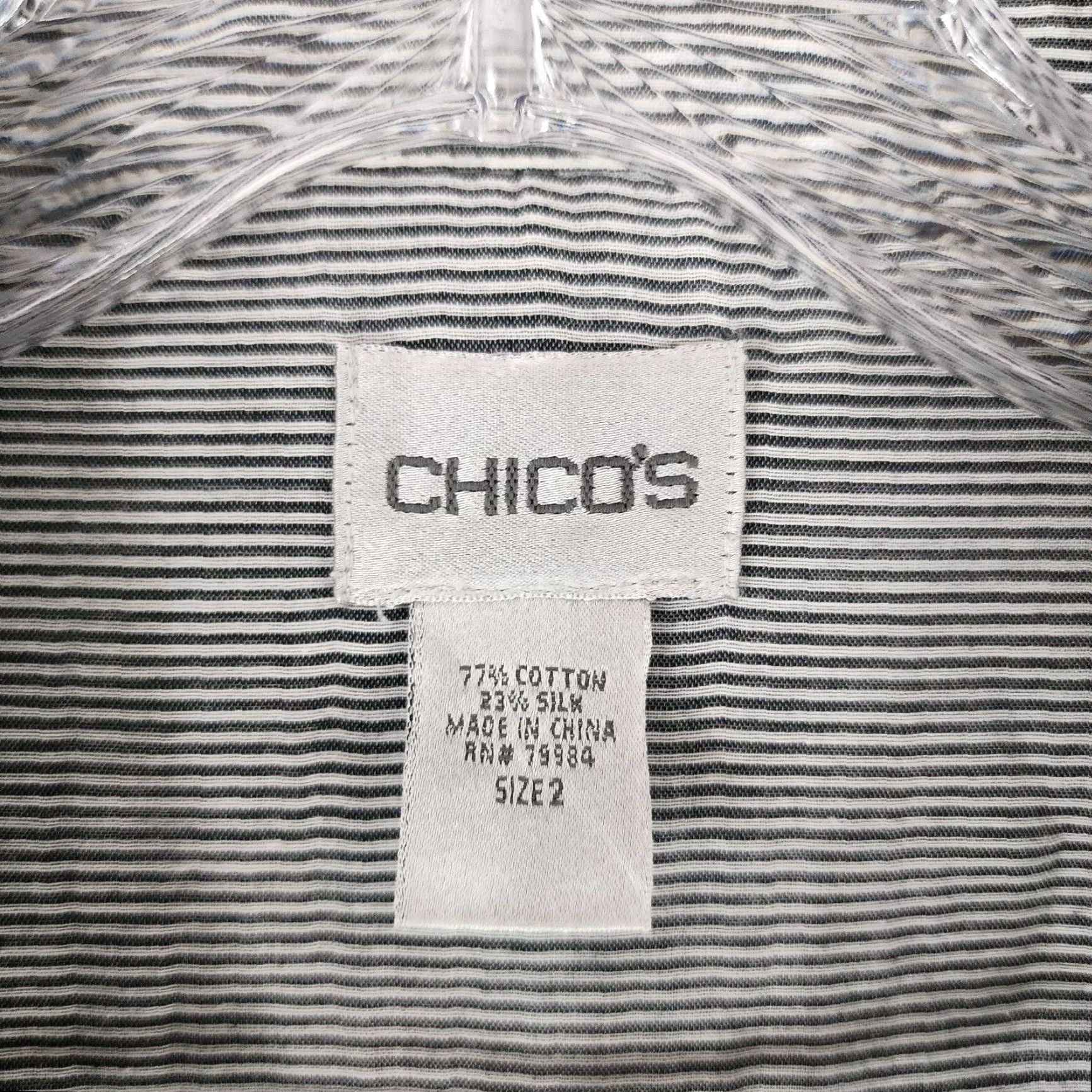 Vintage Chicos Womens Black White Striped Long Sleeve Silk Blend Button Up Blouse Size XS / US 0-2 / IT 36-38 - 4 Thumbnail