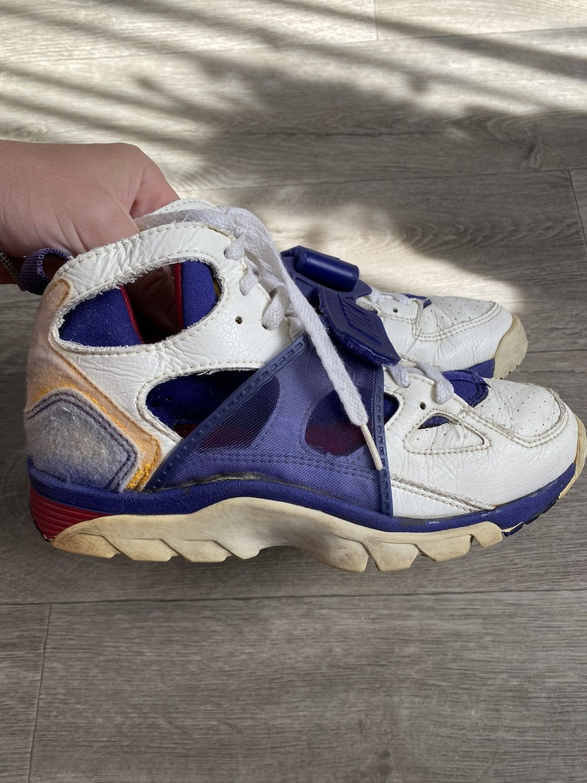 Nike 🫧NIKE AIR FLIGHT HUARACHE 1991 White Size US 8 / EU 41 - 4 Thumbnail