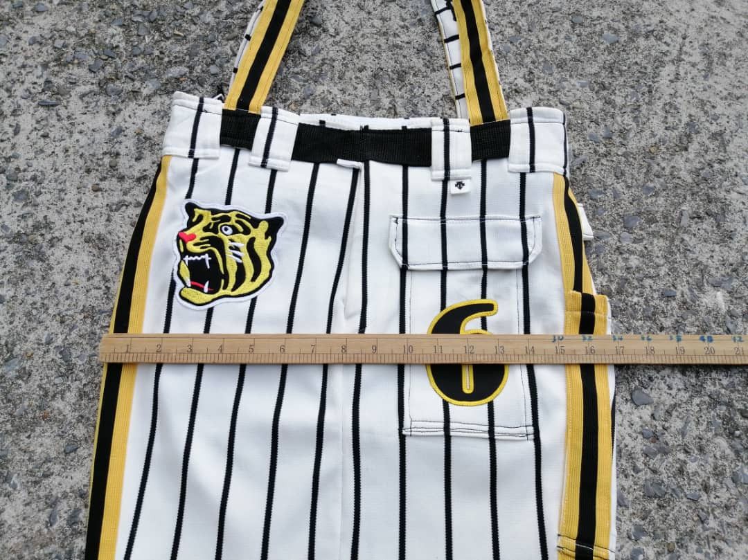 Descente × Handmade × Japanese Brand Hanshin Tiger Japan Baseball Handmade Tote Bag Size ONE SIZE - 3 Thumbnail
