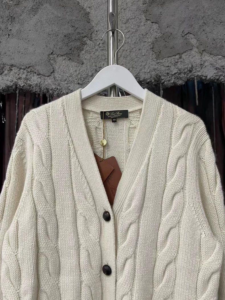 Loro Piana Loro Piana Cashmere Cable Knit Cardigan- Size US XS / EU 42 / 0 - 3 Thumbnail
