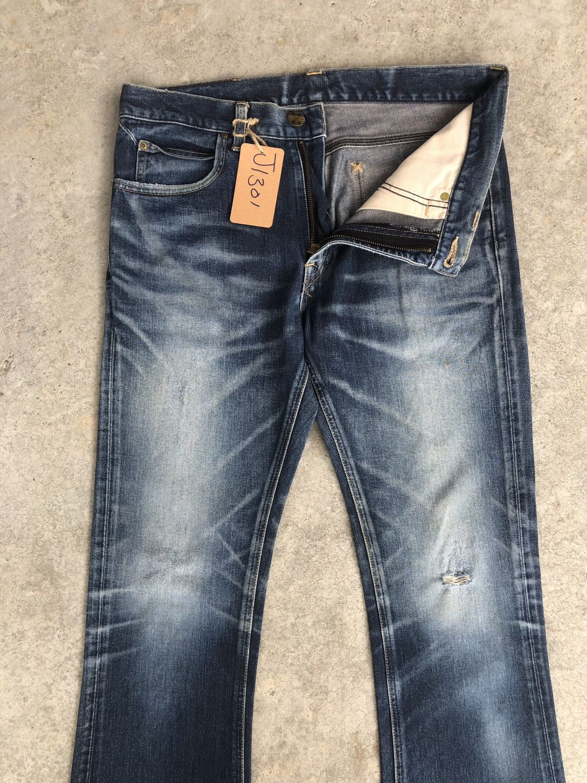 If Six Was Nine Japanese Lee Flared Jeans Distressed Denim Size US 33 - 3 Thumbnail