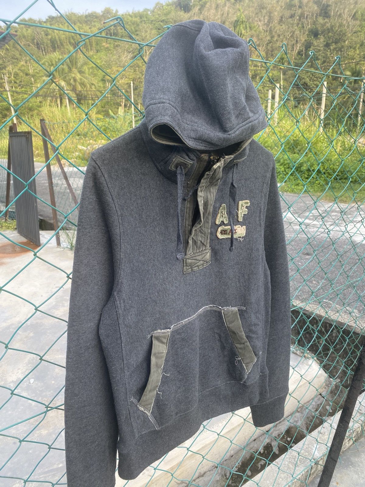 Abercrombie & Fitch Abercrombie & Fitch pullover hoodie Size US M / EU 48-50 / 2 - 4 Thumbnail