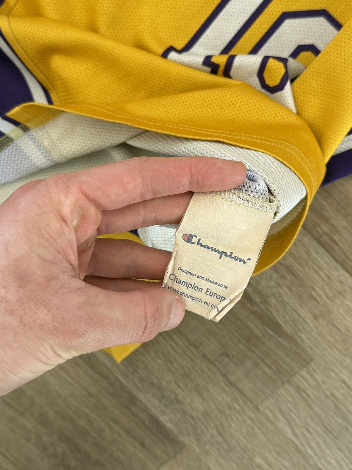 Champion Vintage Lakers Champion 16 Gasol NBA Basketball Rare Jersey Size US XXS / EU 40 - 6 Thumbnail