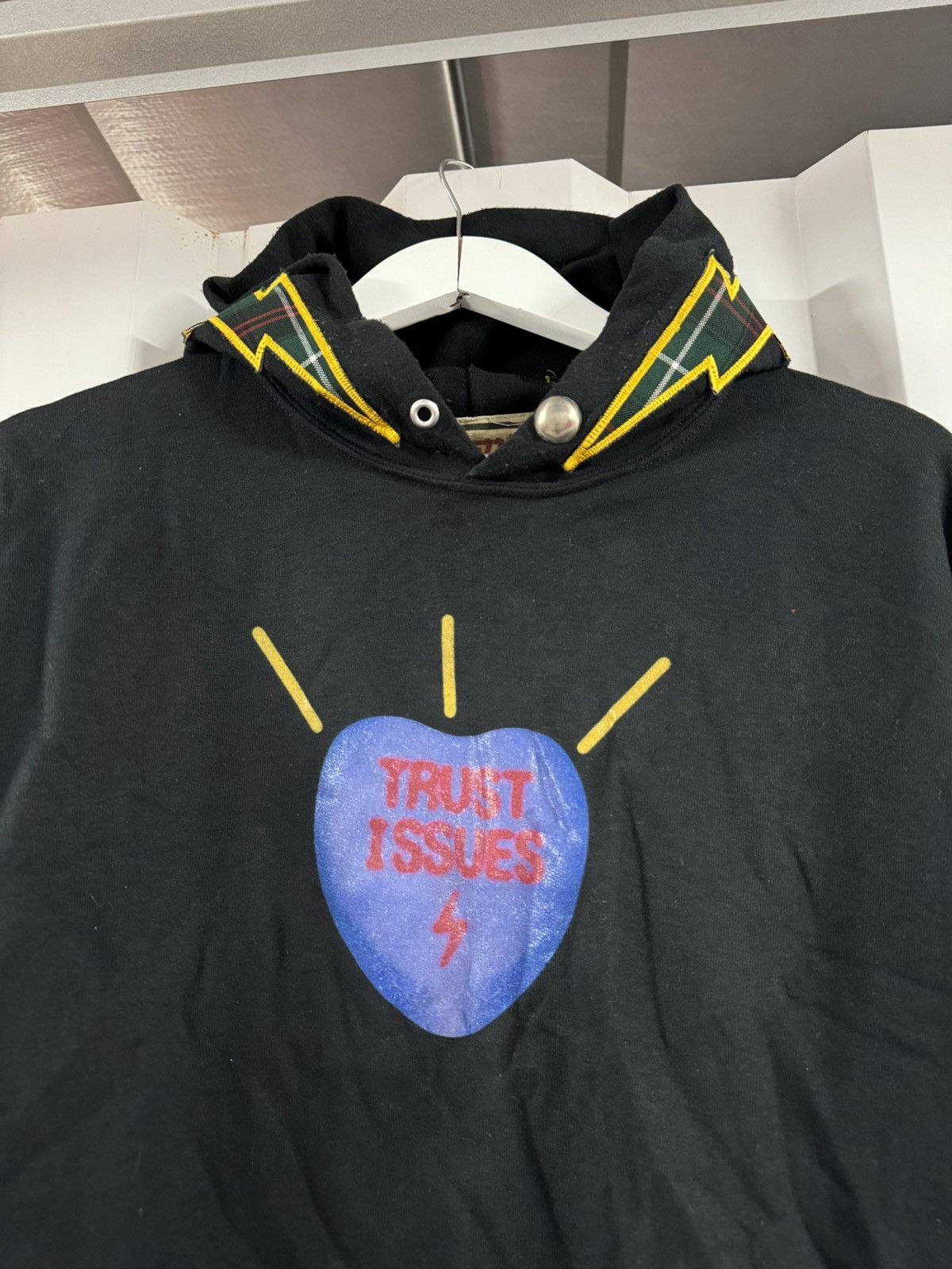 Other Ricchezza Trust Issues Heart Black Hoodie Size Medium Size US M / EU 48-50 / 2 - 2 Thumbnail