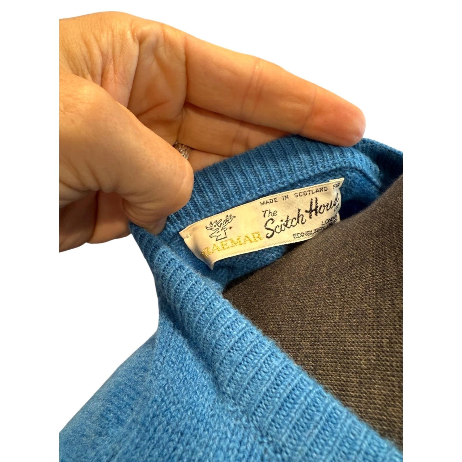 Vintage VINTAGE The Scotch House Mens Sweater Pullover Braemar 40 Blue Wool Knit Crew Neck Ribbed Cuffs Hem Men Size US L / EU 52-54 / 3 - 7 Thumbnail