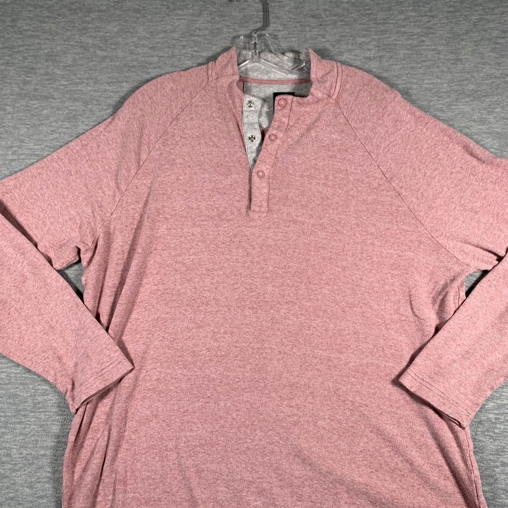johnnie-O johnnie-O Shirt Mens XL Pink Henley Long Sleeve Stretch Knit Pullover Casual Size US XL / EU 56 / 4 - 2 Thumbnail
