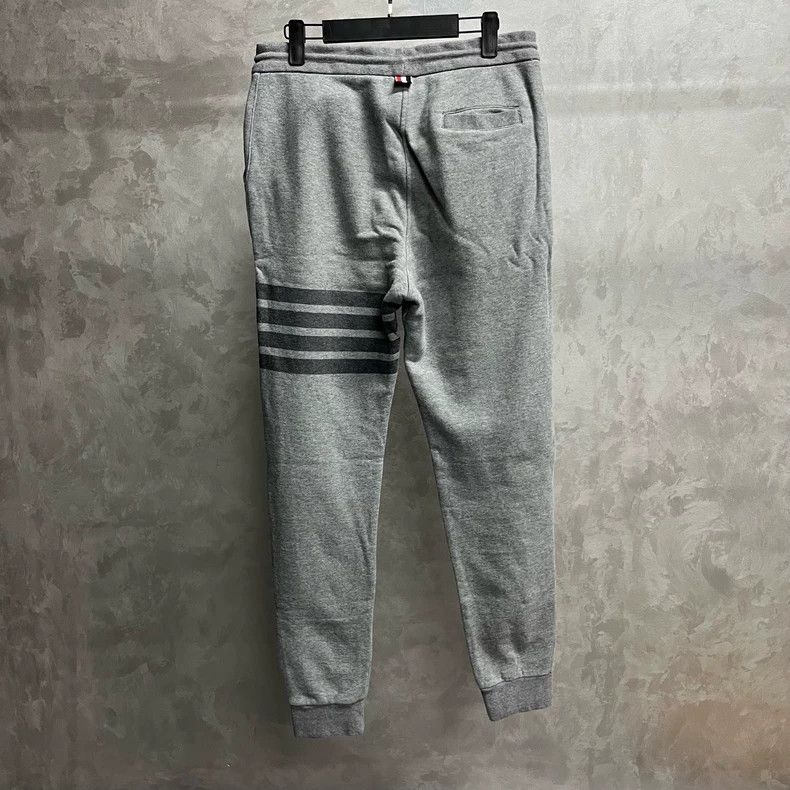 Thom Browne Thom browne Size3 Gray classic four-stripe cotton trousers Size US 31 - 2 Thumbnail