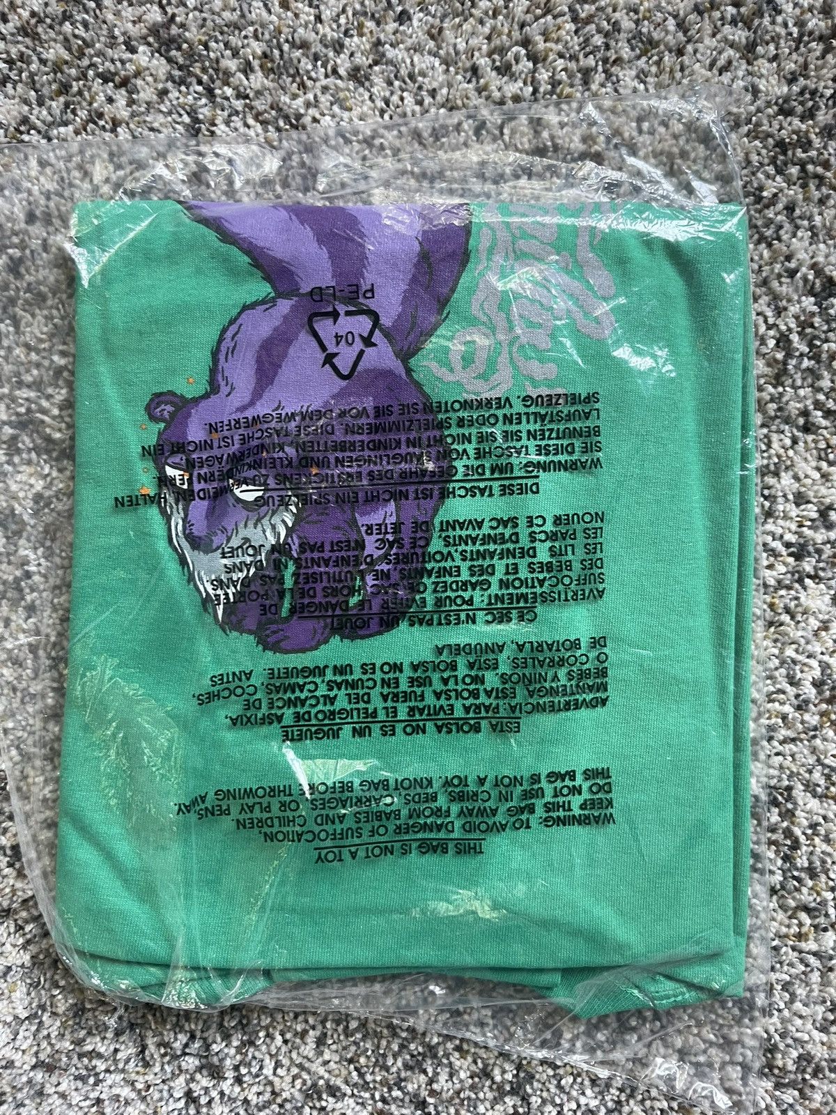 Other Sz L Familia Skunk T-Shirt Green Size US L / EU 52-54 / 3 - 2 Thumbnail