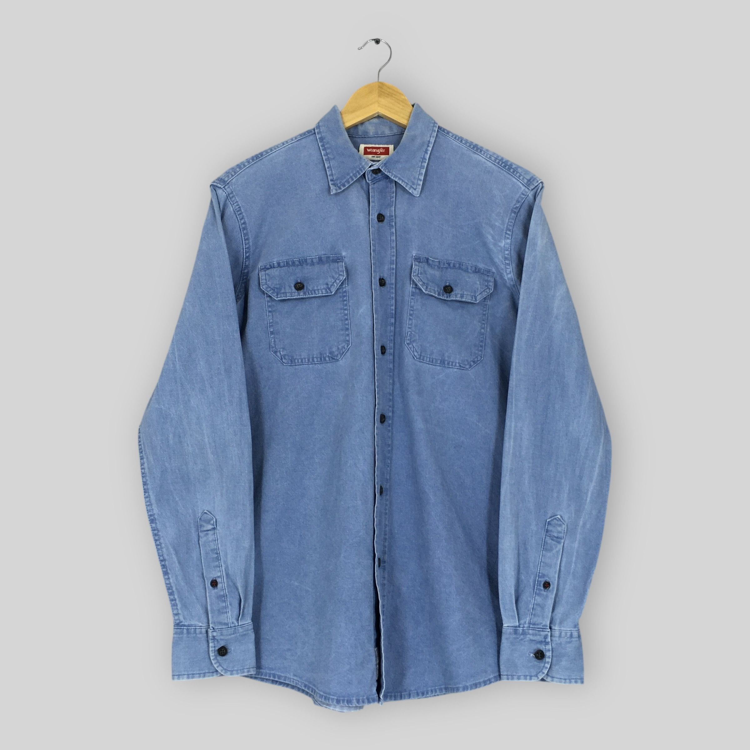 Vintage × Wrangler Vintage Wrangler Usa Blue Denim Shirt Small Size US S / EU 44-46 / 1 - 1 Thumbnail