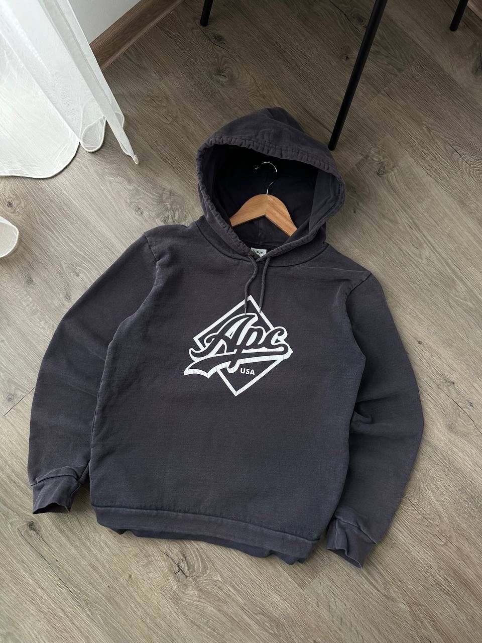 A.P.C. Vintage A.P.C. U.S. Faded Style Hoodie Black Graphic Logo Size US S / EU 44-46 / 1 - 4 Thumbnail
