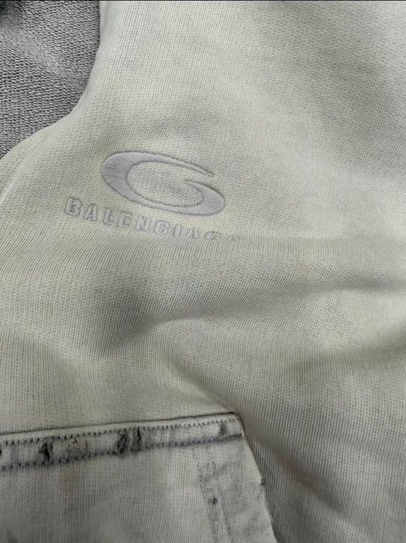 Balenciaga Balenciaga Dragon Zip Sweatshirt Size US XS / EU 42 / 0 - 5 Thumbnail