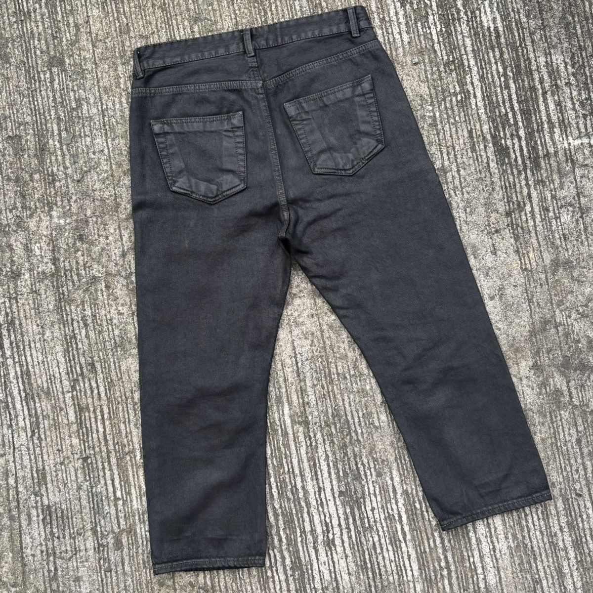 Rick Owens Drkshdw Rick Owens DRKSHDW Detroit Black Wax Cropped Cut Jeans Size US 31 - 17 Thumbnail