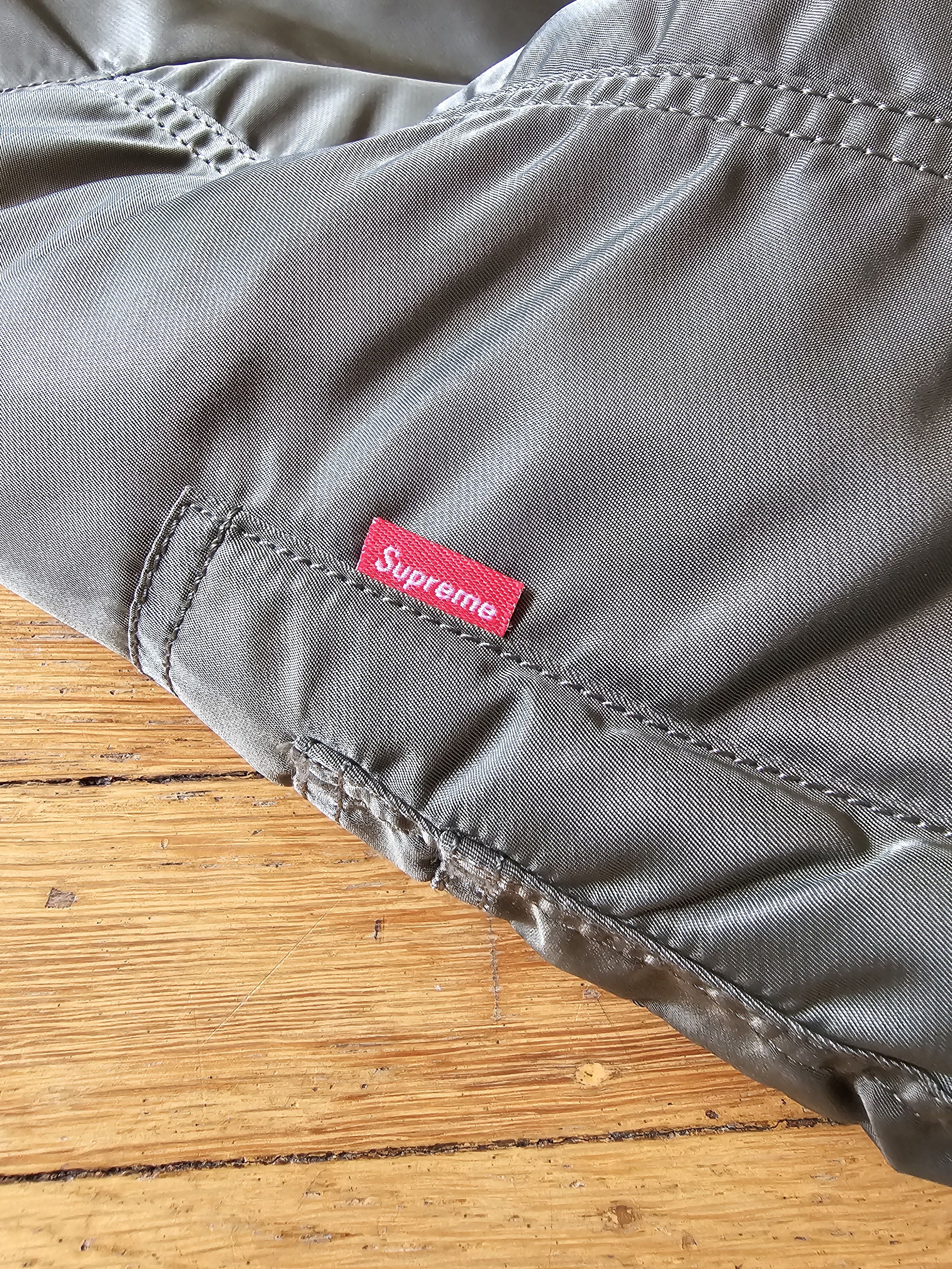 Supreme × Undercover Supreme x Undercover "Fuck You Generation" Reversible Bomber Size US L / EU 52-54 / 3 - 10 Thumbnail