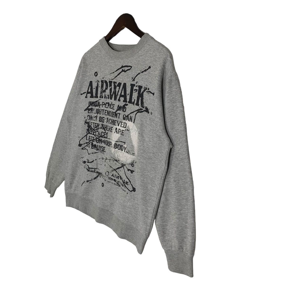 Airwalk × Japanese Brand Airwalk Skateboard Style Streetwear Crewneck Sweatshirt Size US M / EU 48-50 / 2 - 6 Thumbnail