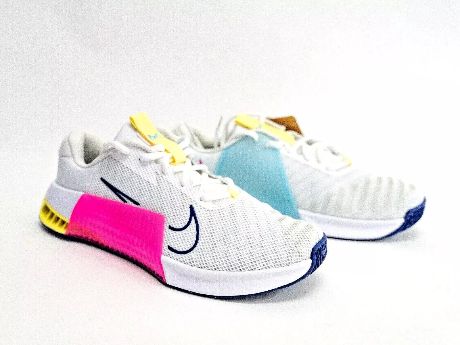 Nike Nike Metcon 9 Sneaker White Fierce Pink Royal DZ2617-102 Size US 8.5 / EU 41-42 - 1 Thumbnail