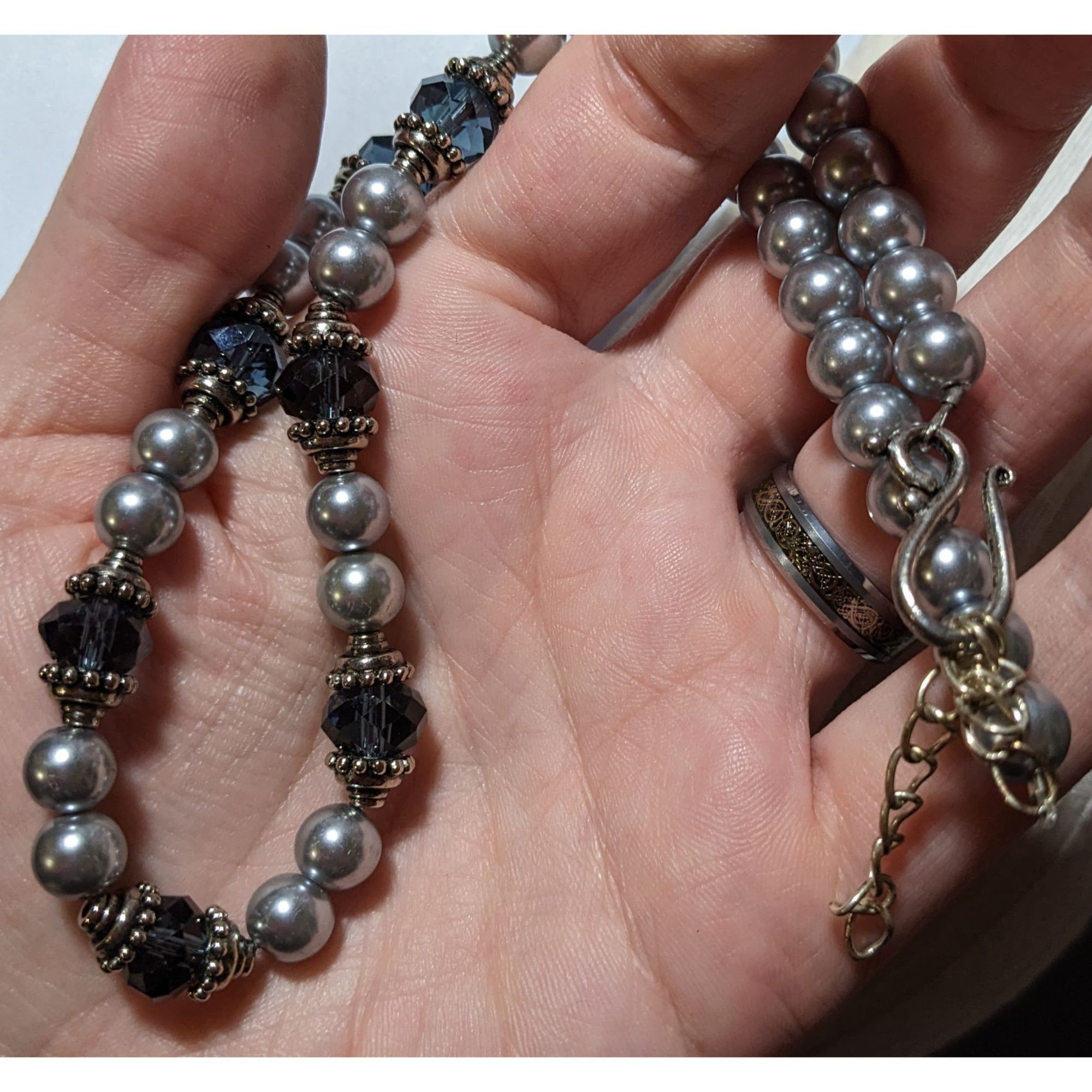 Other Elegant Silver Faux Pearl Beaded Glass Necklace Size ONE SIZE - 7 Thumbnail