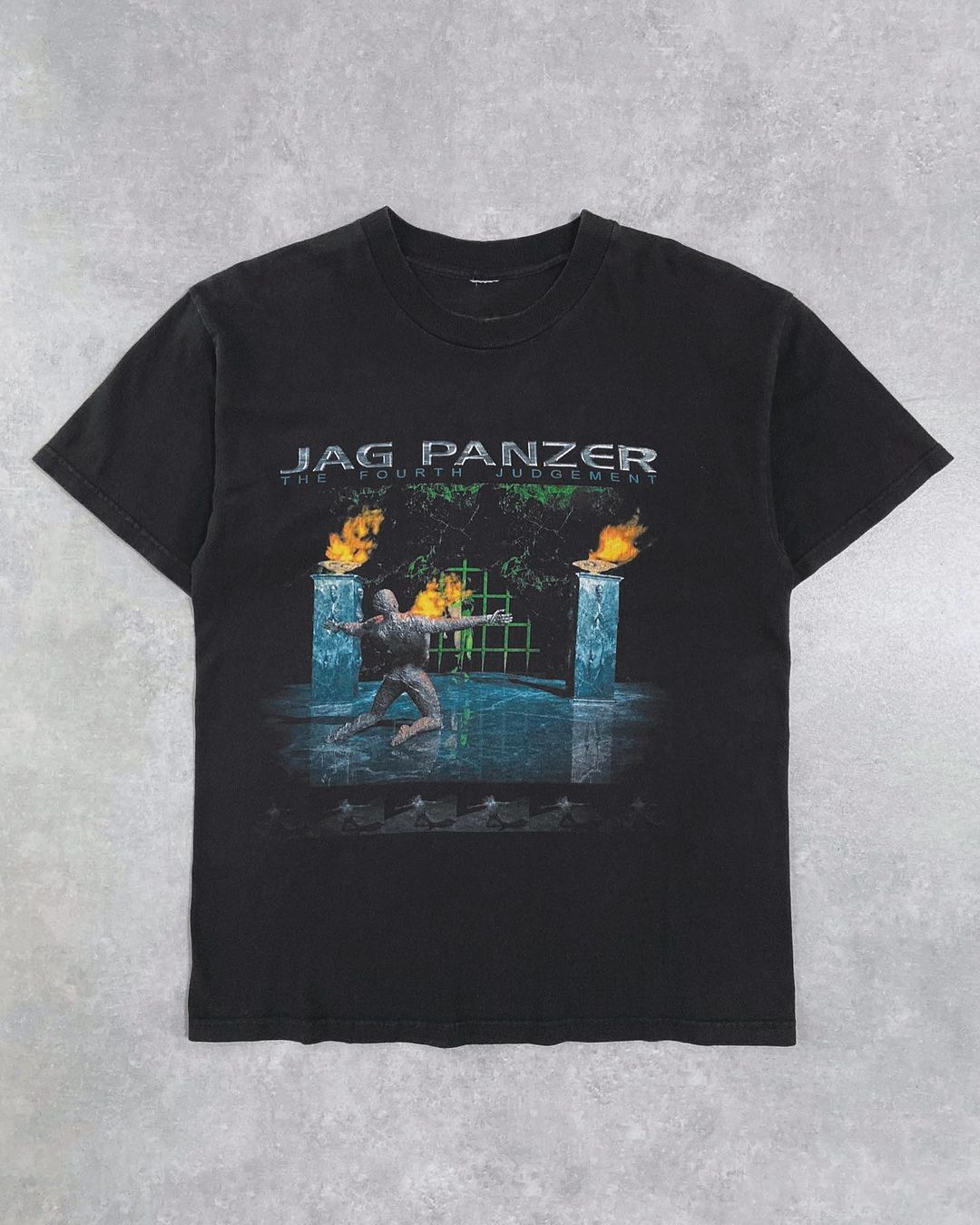 Vintage VINTAGE 1997 JAG PANZER THE FOURTH JUDGEMENT ALBUM TEE Size US L / EU 52-54 / 3 - 1 Thumbnail