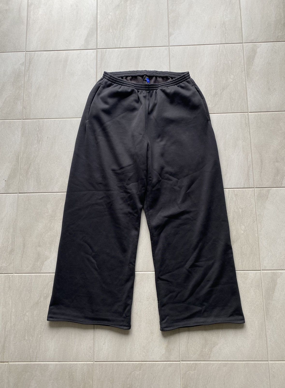 Balenciaga YEEZY GAP BALENCIAGA BAGGY SWEATPANTS | Grailed