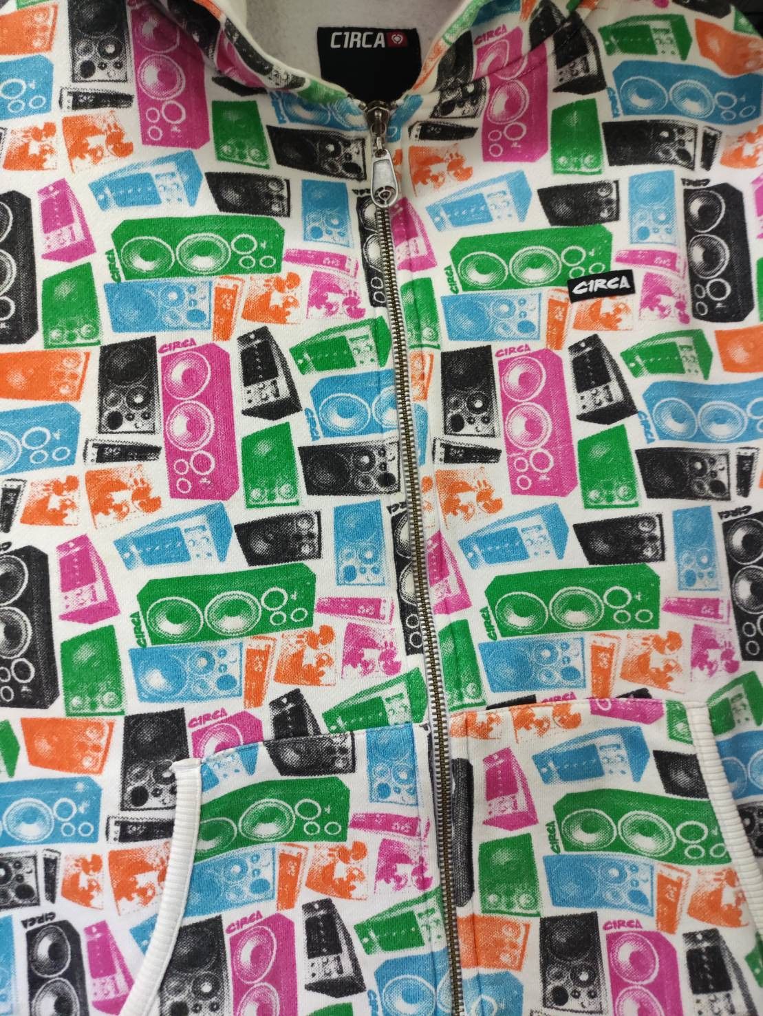 C1RCA Vtg 00's Circa Speaker All Over Print Zip Hoodie Size US M / EU 48-50 / 2 - 3 Thumbnail