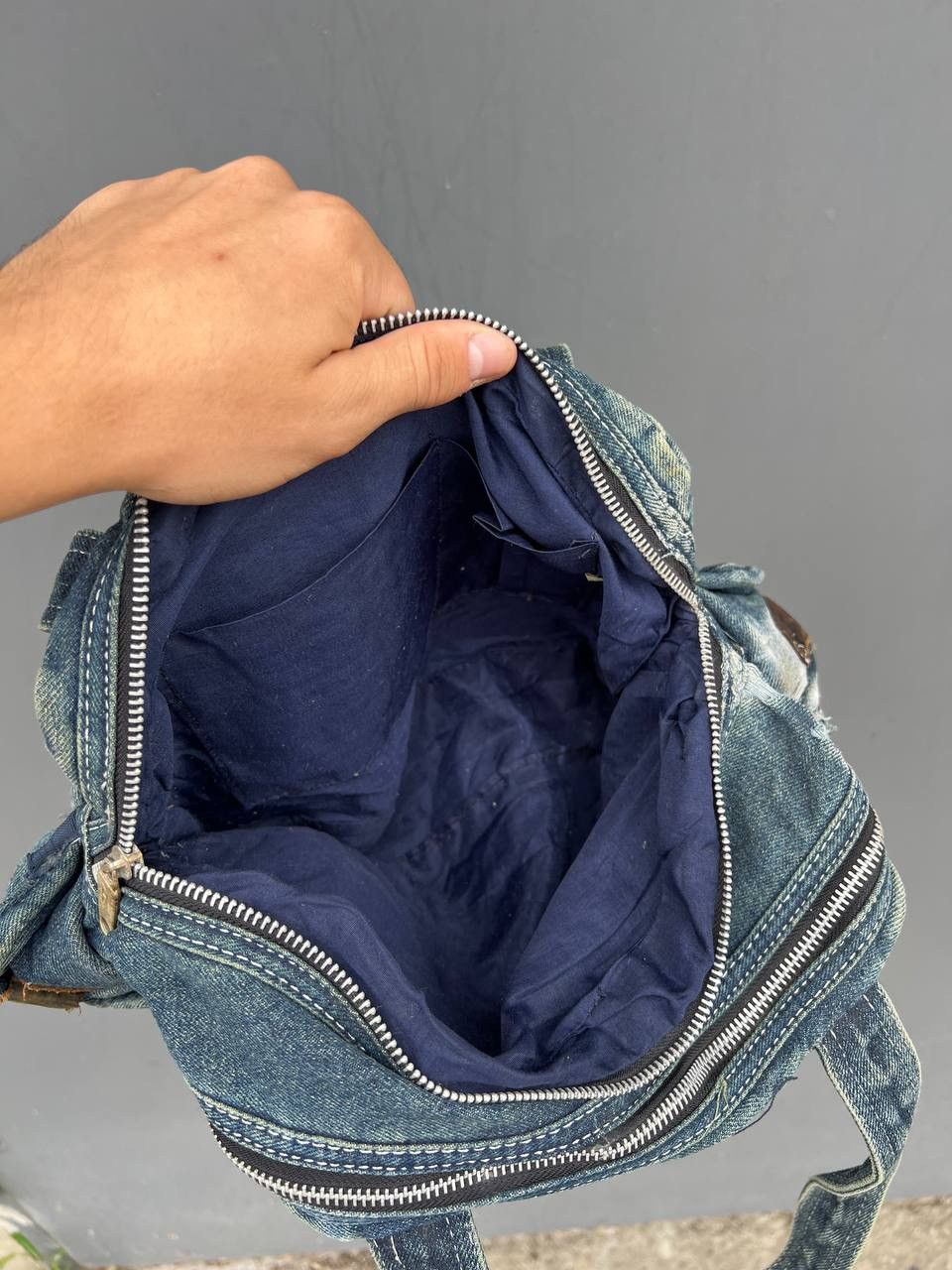 Vintage Vintage Diesel Distressed Y2k Bag Size ONE SIZE - 11 Thumbnail