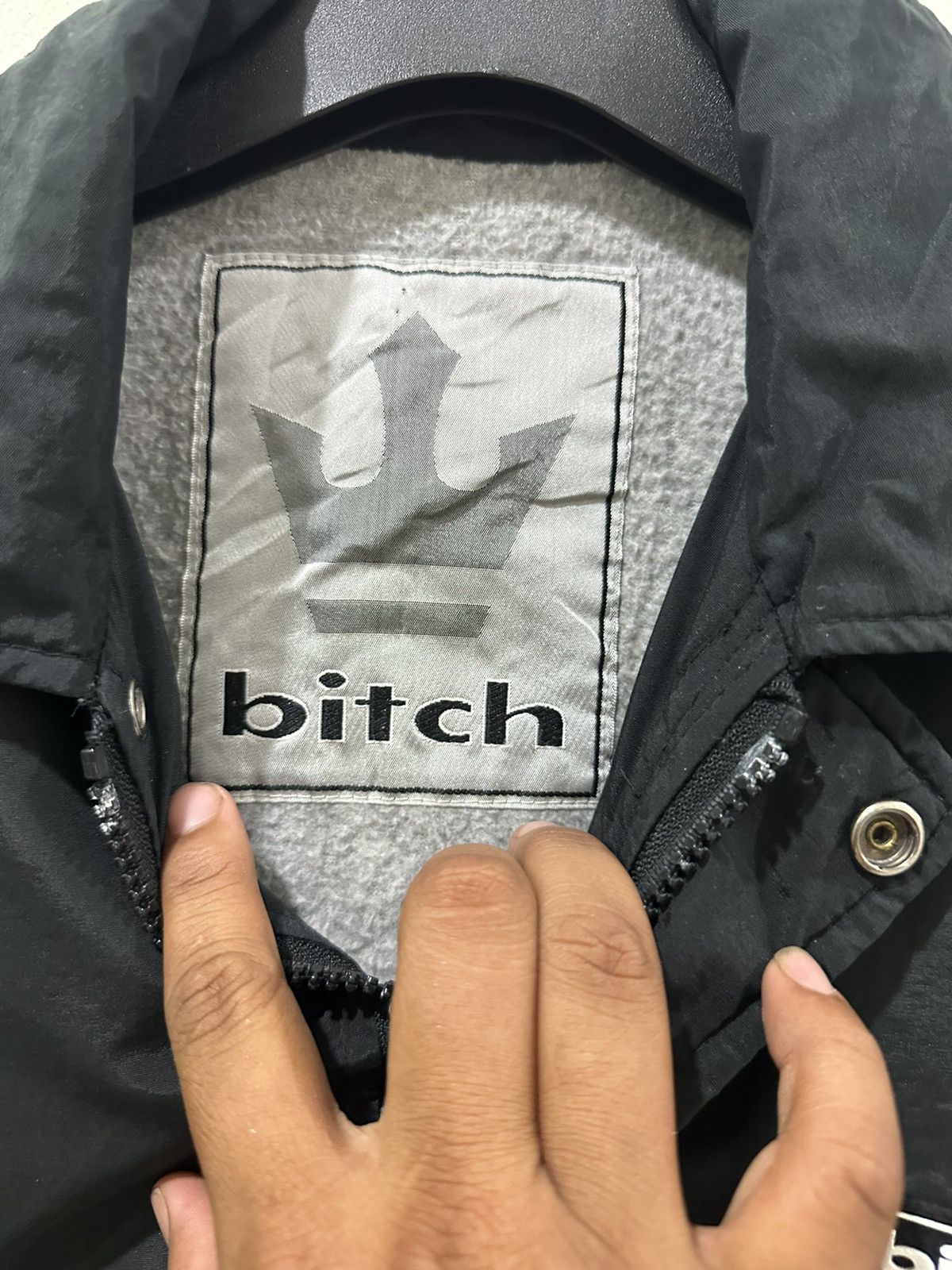 Other VTG Y2K BITCH Skateboard Tape Jacket Size US M / EU 48-50 / 2 - 11 Thumbnail