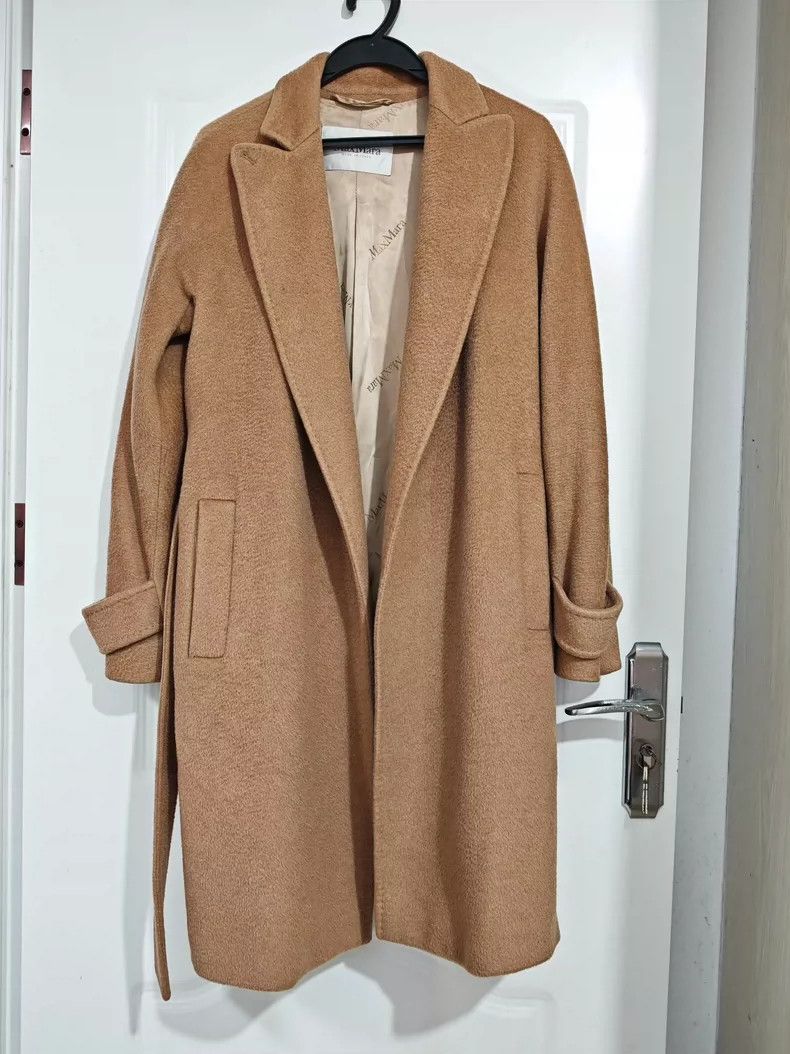 Max Mara Max Mara coat Size M / US 6-8 / IT 42-44 - 3 Thumbnail