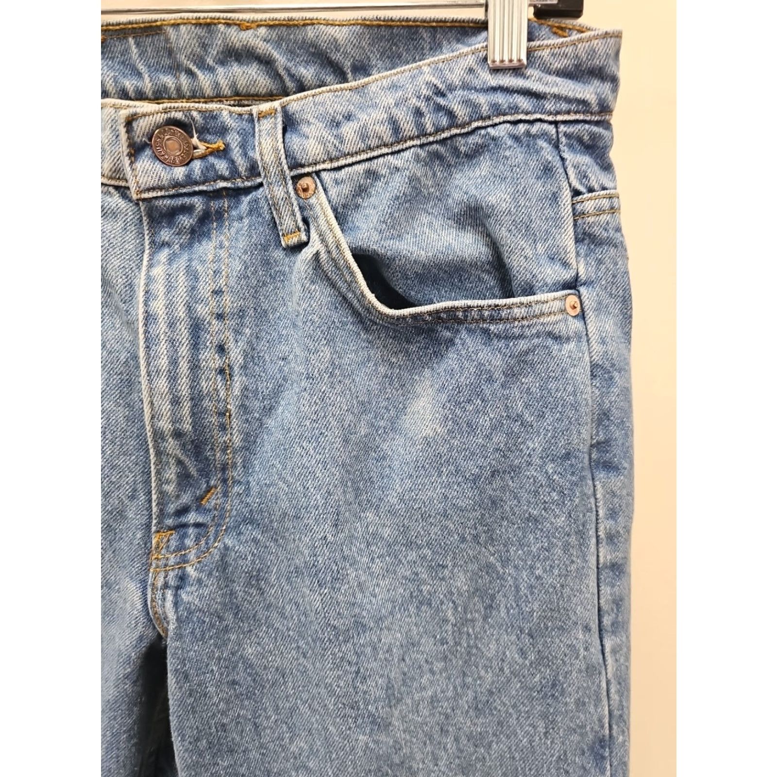 Levi's VINTAGE Levi's 509 Jeans Shirt? Blue Denim 30x34 VTG Boot Cut Mens - Levi'S 509 Logo Denim Straight Size US 30 / EU 46 - 2 Thumbnail