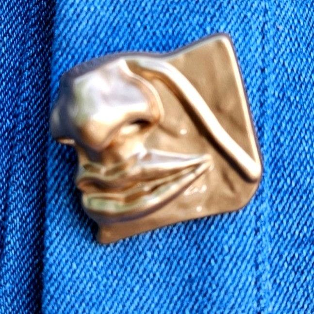 Other Oops Blue Cropped Denim Jacket Sculptural Gold Buttons Size Size S / US 4 / IT 40 - 9 Thumbnail
